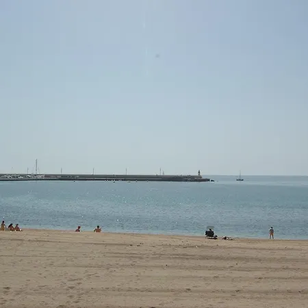 Hauzify I Casa Les Penyes Holiday home *